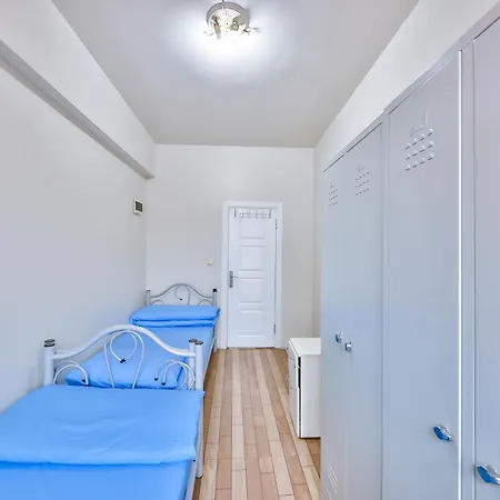 Hostel Goekce - Only Men