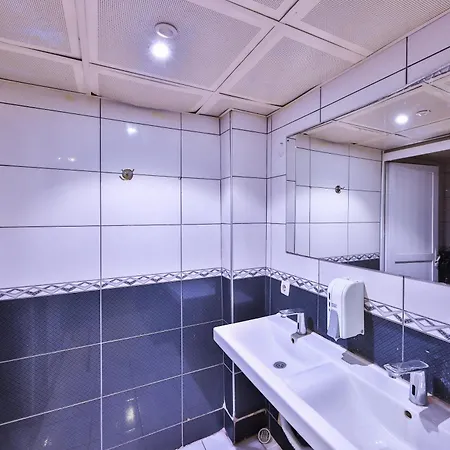 Gökçe - Only Men Albergue