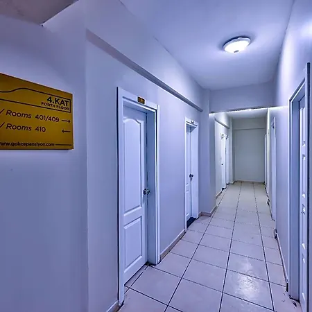 Goekce - Only Men Hostal