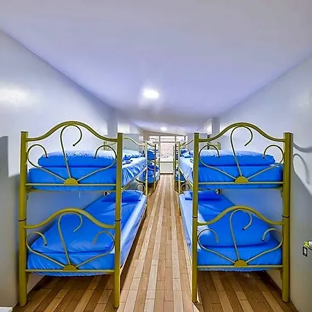 Goekce - Only Men Hostal