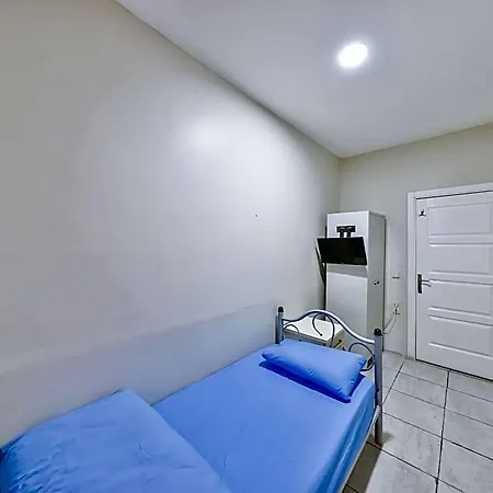 Goekce - Only Men Hostal